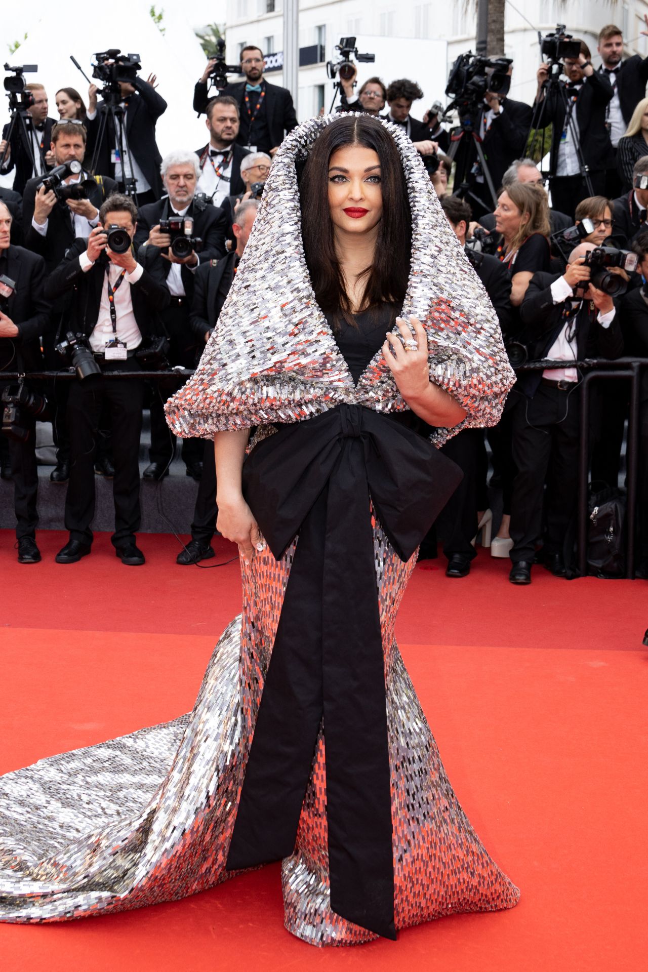 AISHWARYA RAI AT INDIANA JONES AND THE DIAL OF DESTINY CANNES FILM FESTIVAL05